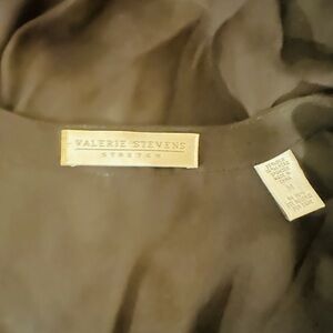 Valerie Stevens Stretch Brown Top